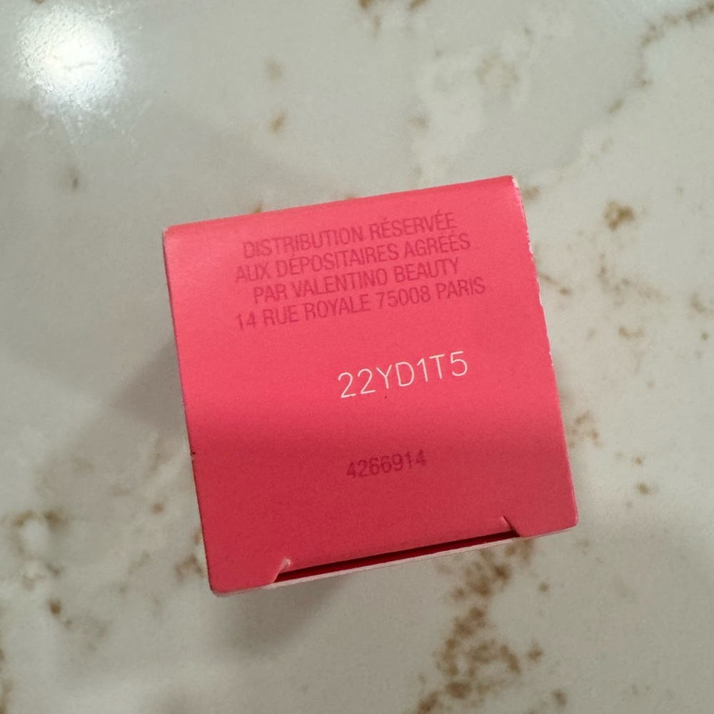 Valentino Born in Roma Extradose Parfum - Pink and Black new - Picture 3 of 6